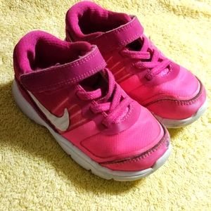 Nike shoes toddler girl size 7